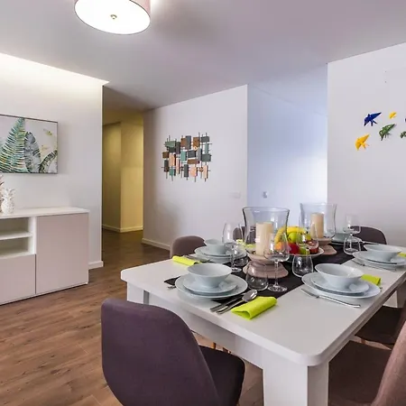 Apartment Spacious In With Included Parking Fatima