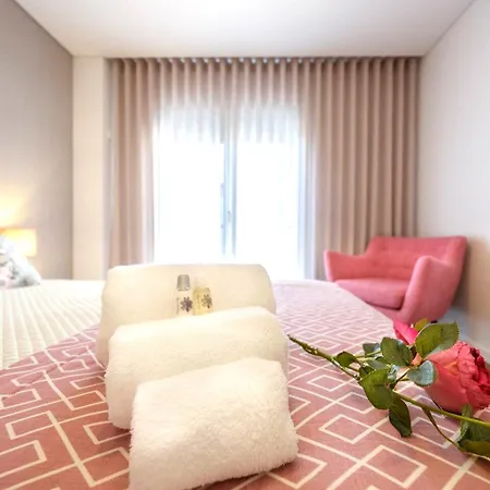 شقة Spacious In With Included Parking *